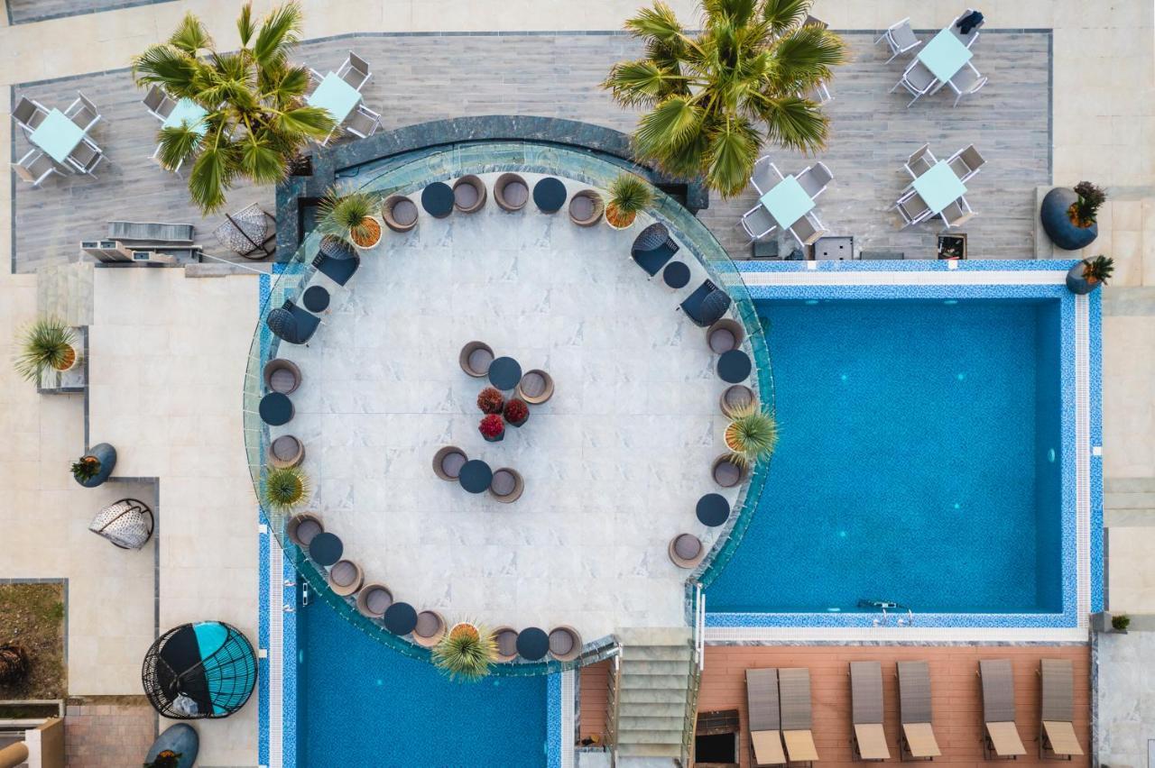Pinea Hotel Resort&Spa Golem  Exterior foto